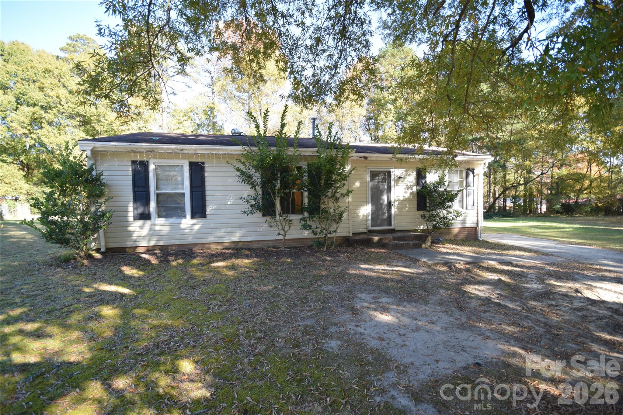 Motivated Seller that is open to doing seller financing. Great investment opportunity in Bridlewood.  Brand new LVP flooring throughout. Nice flat backyard on a quiet cul de sac.