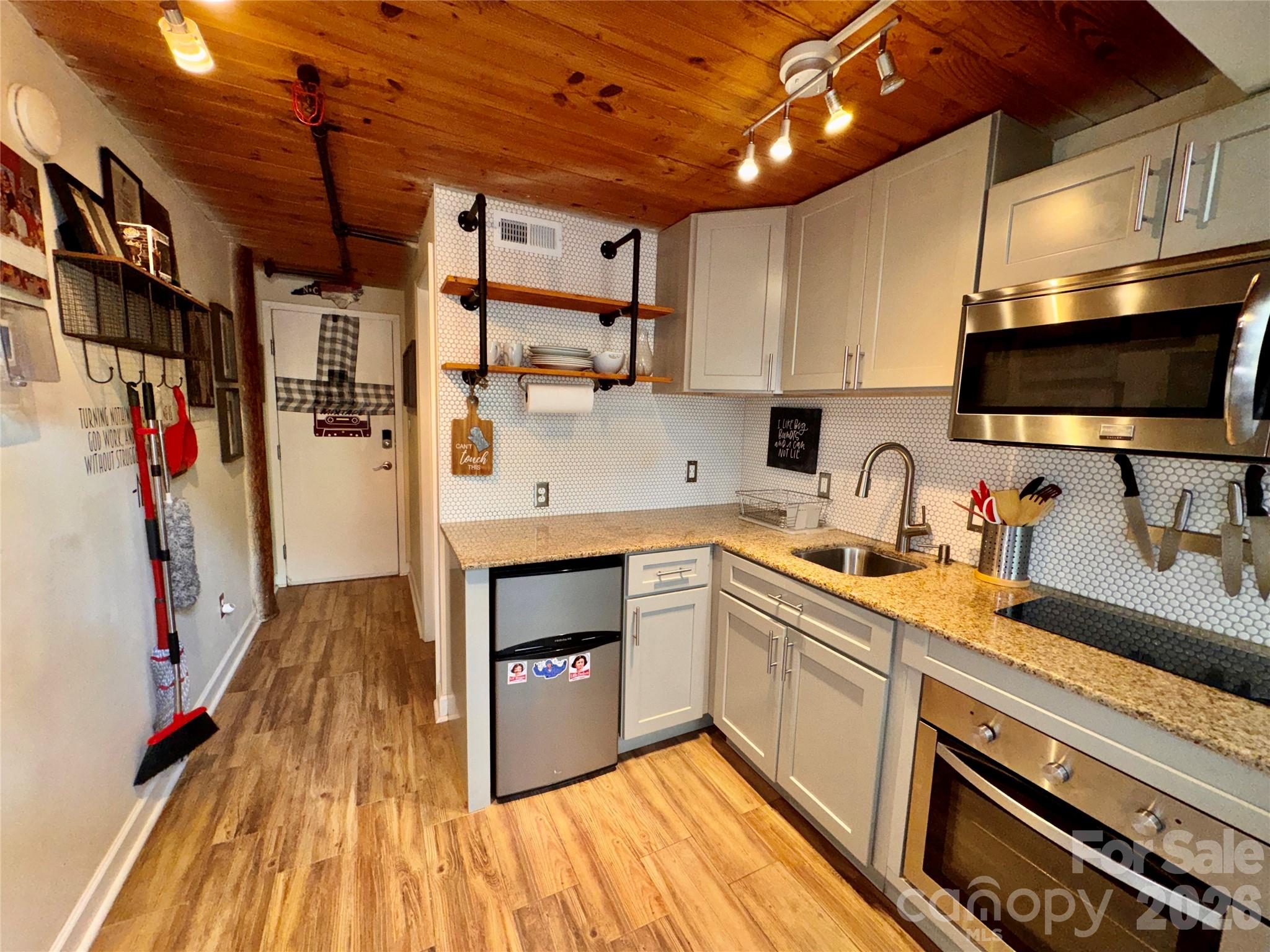 FoxRidge Lofts - Residential