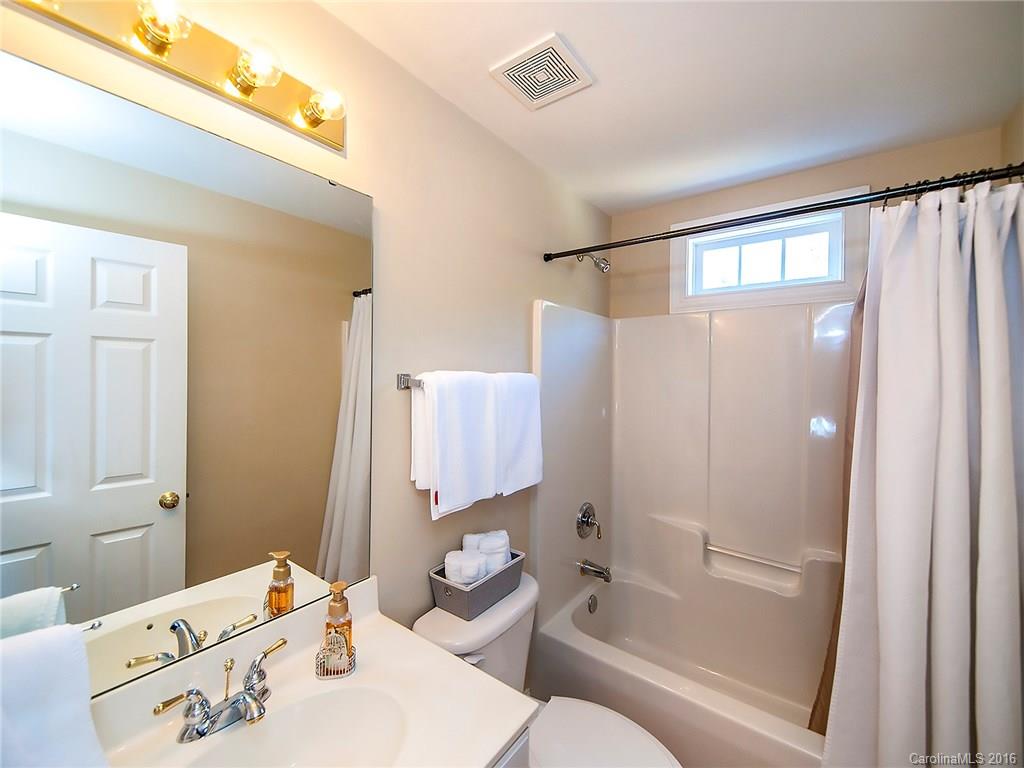 Hunter Oaks - Residential