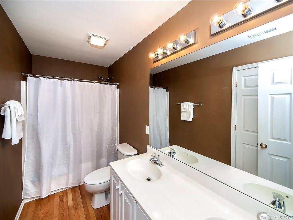 Hunter Oaks - Residential