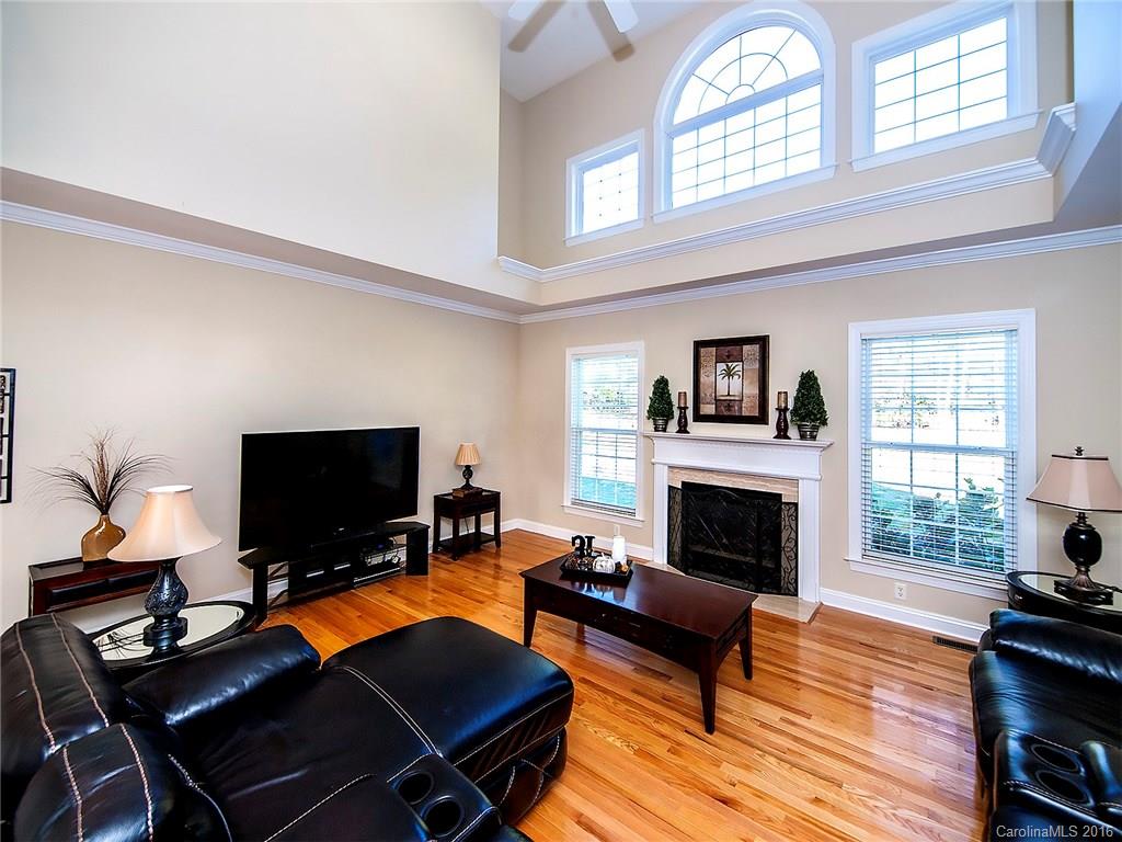 Hunter Oaks - Residential