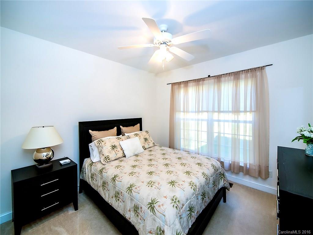 Hunter Oaks - Residential