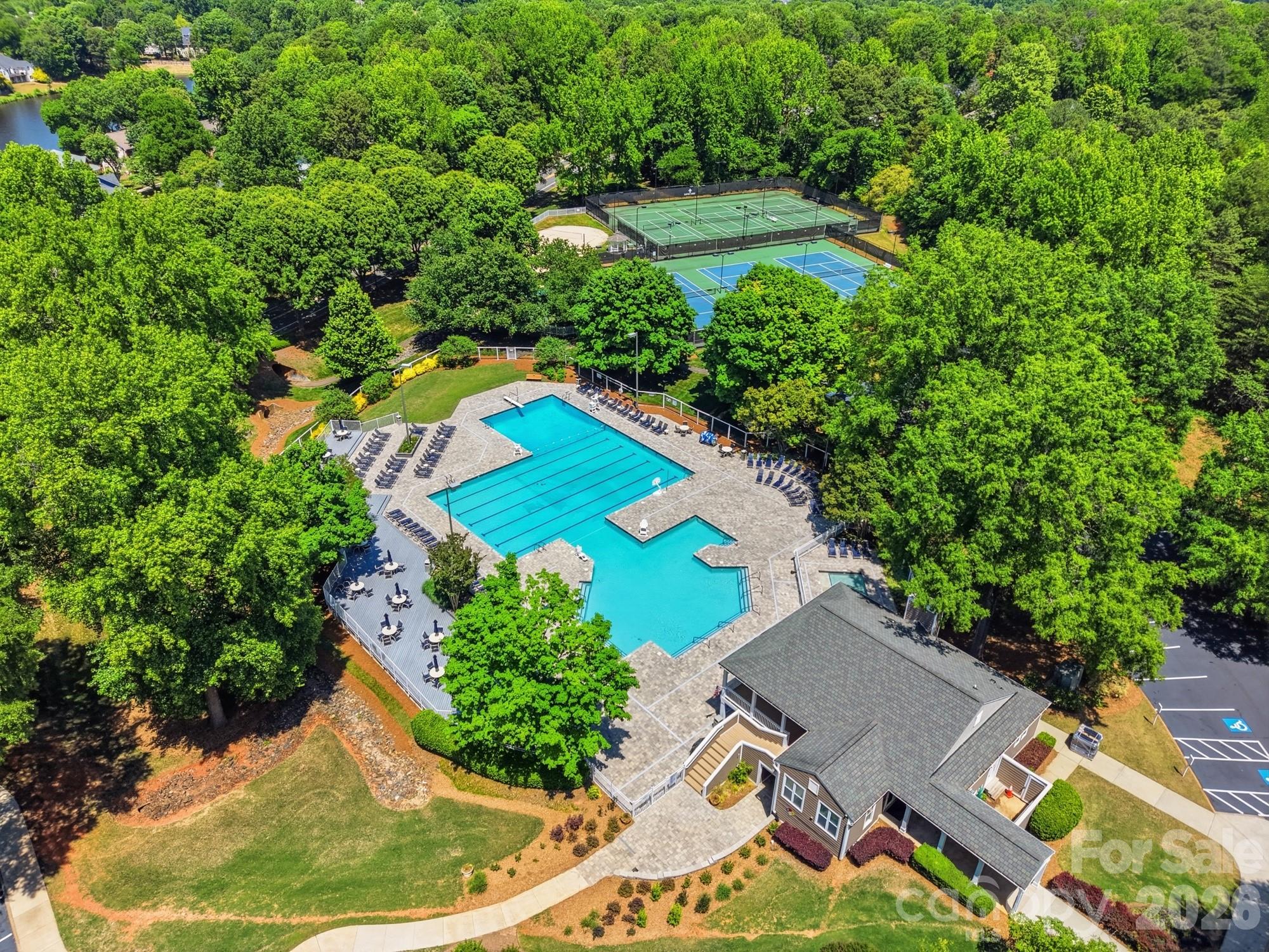 Davis Lake - Residential