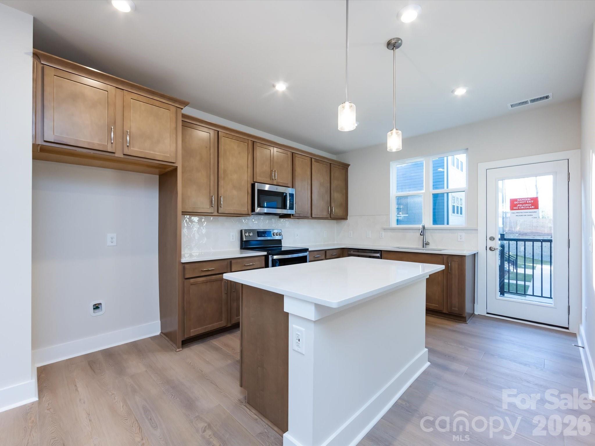 Context at Oakhurst - Residential
