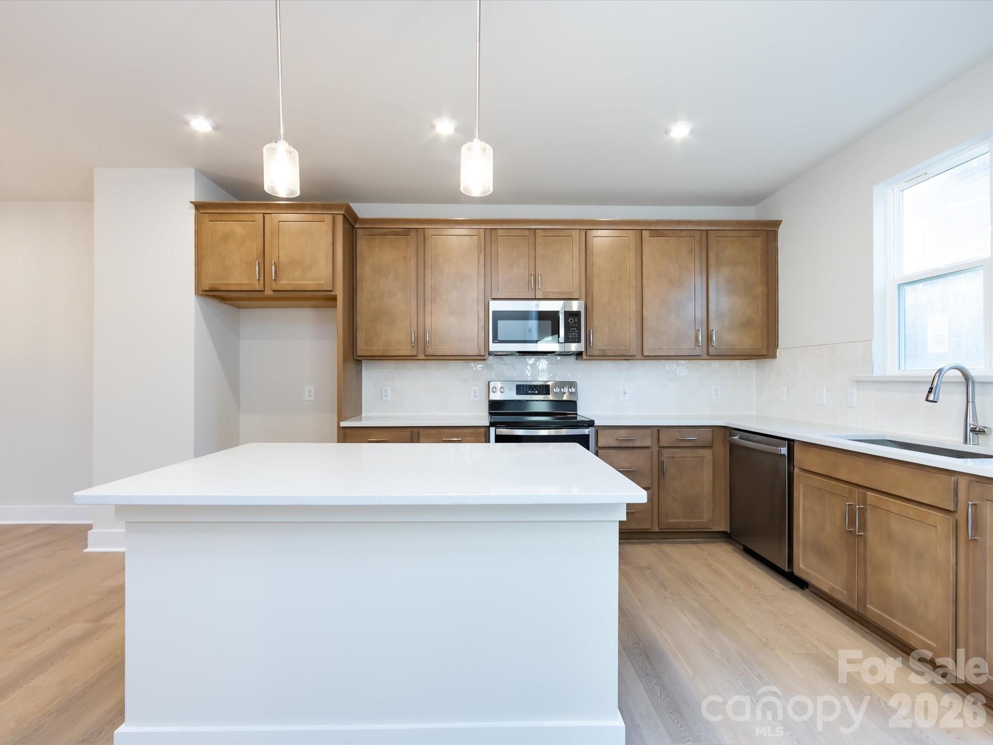 Context at Oakhurst - Residential