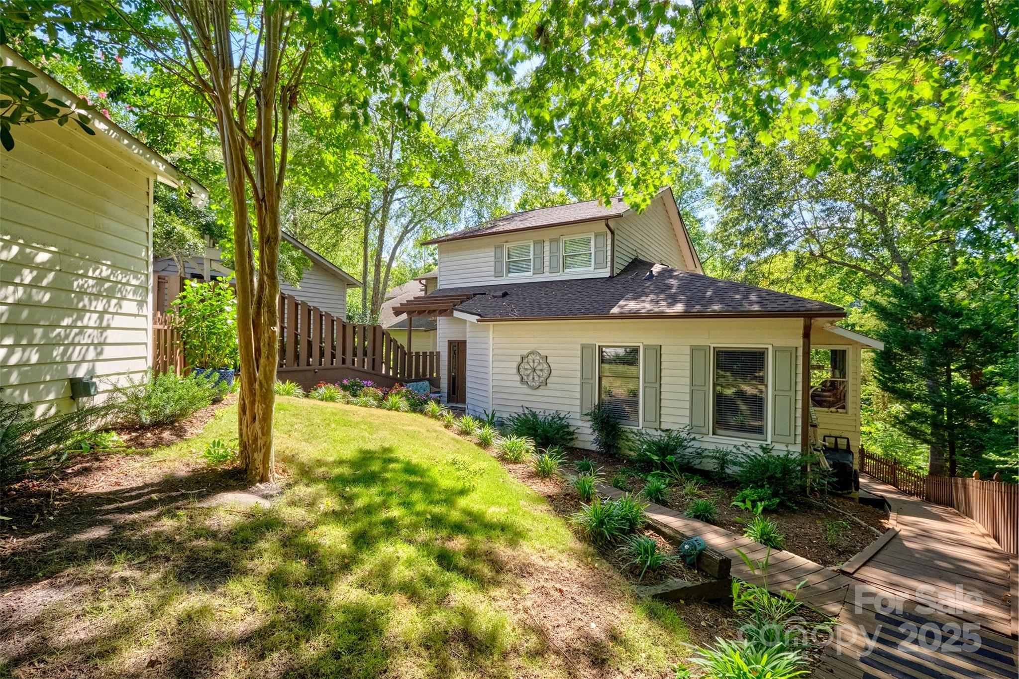 River Hills - Residential