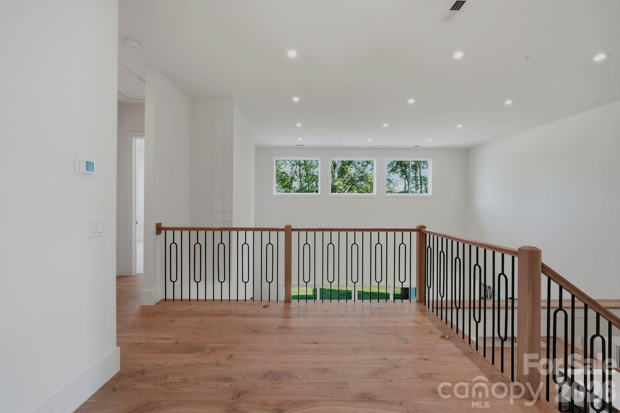 Twin Lakes - Residential