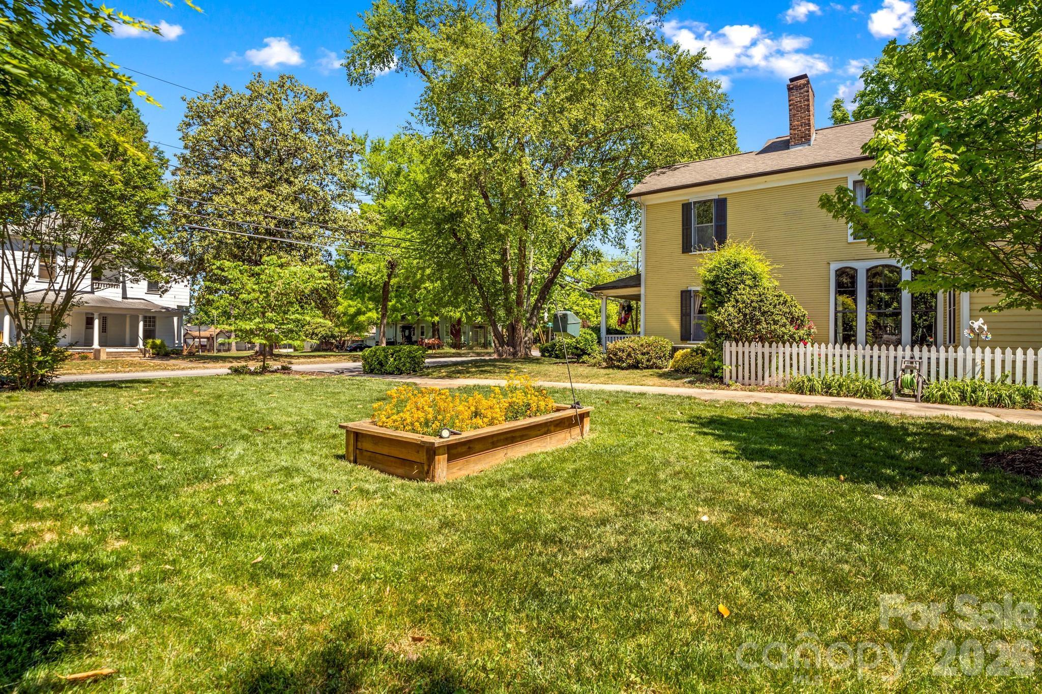 West Square Historical - Residential