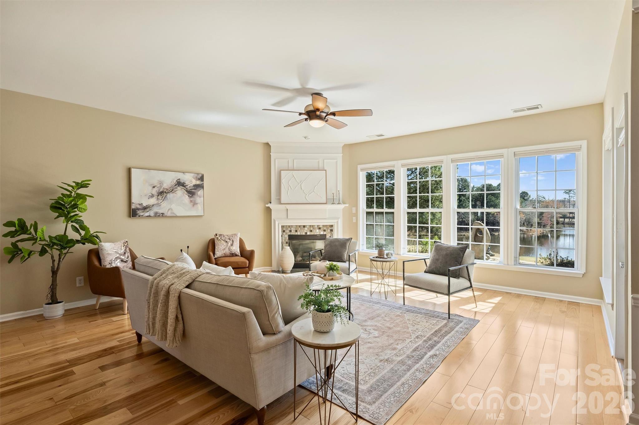 SUN CITY CAROLINA LAKES - Residential