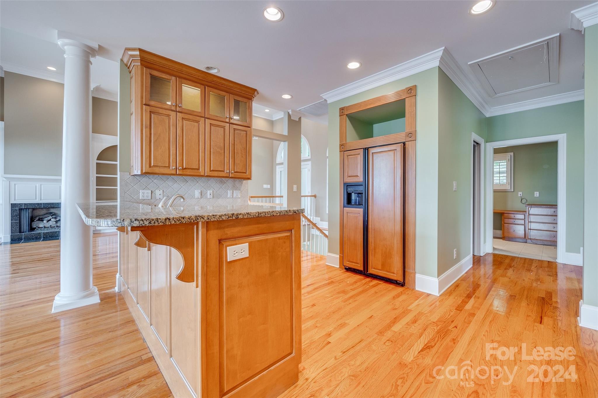 River Hills - Residential Lease