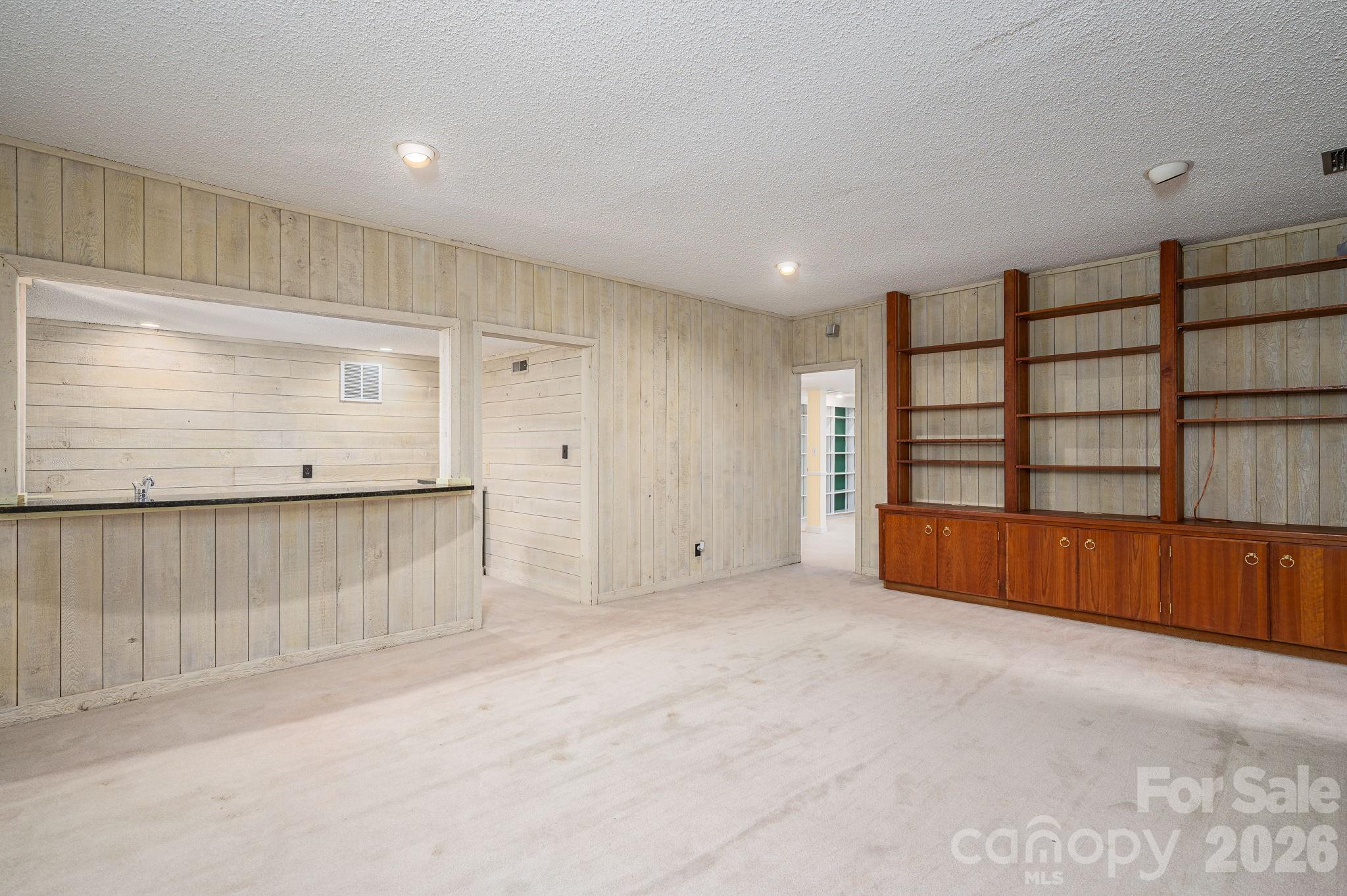 River Hills - Residential