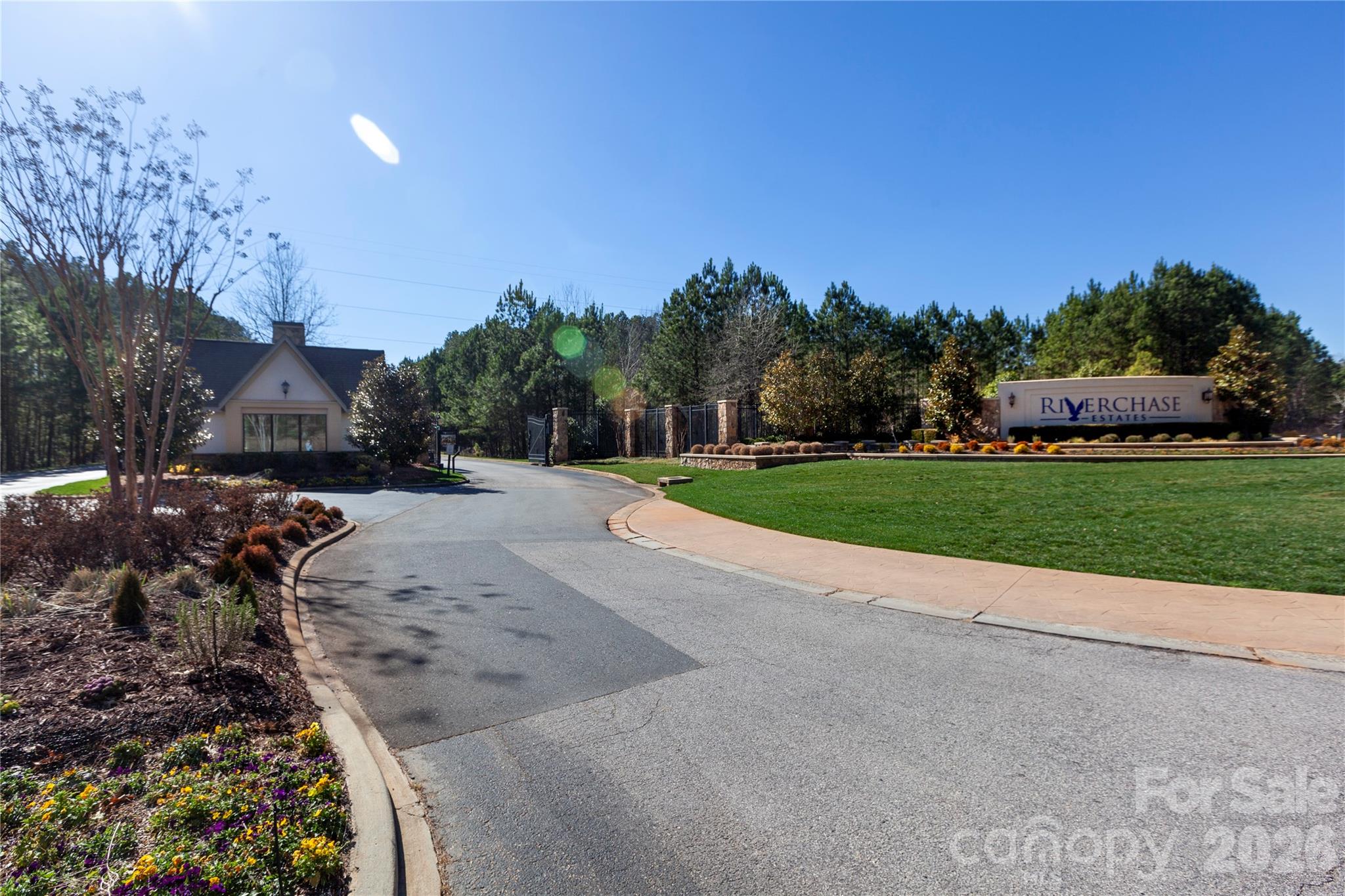 Riverchase Estates - Residential
