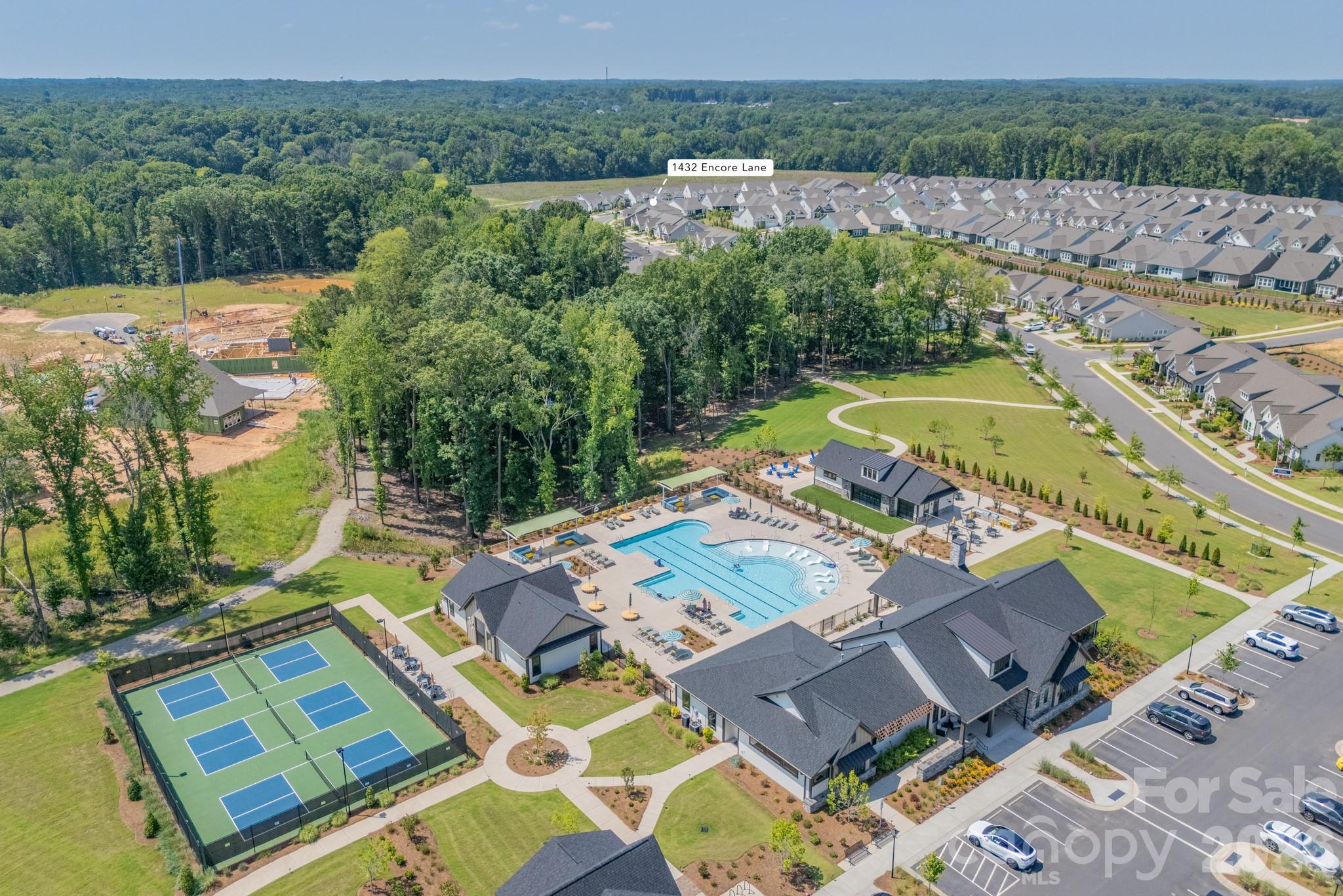 Encore at Streamside - Residential