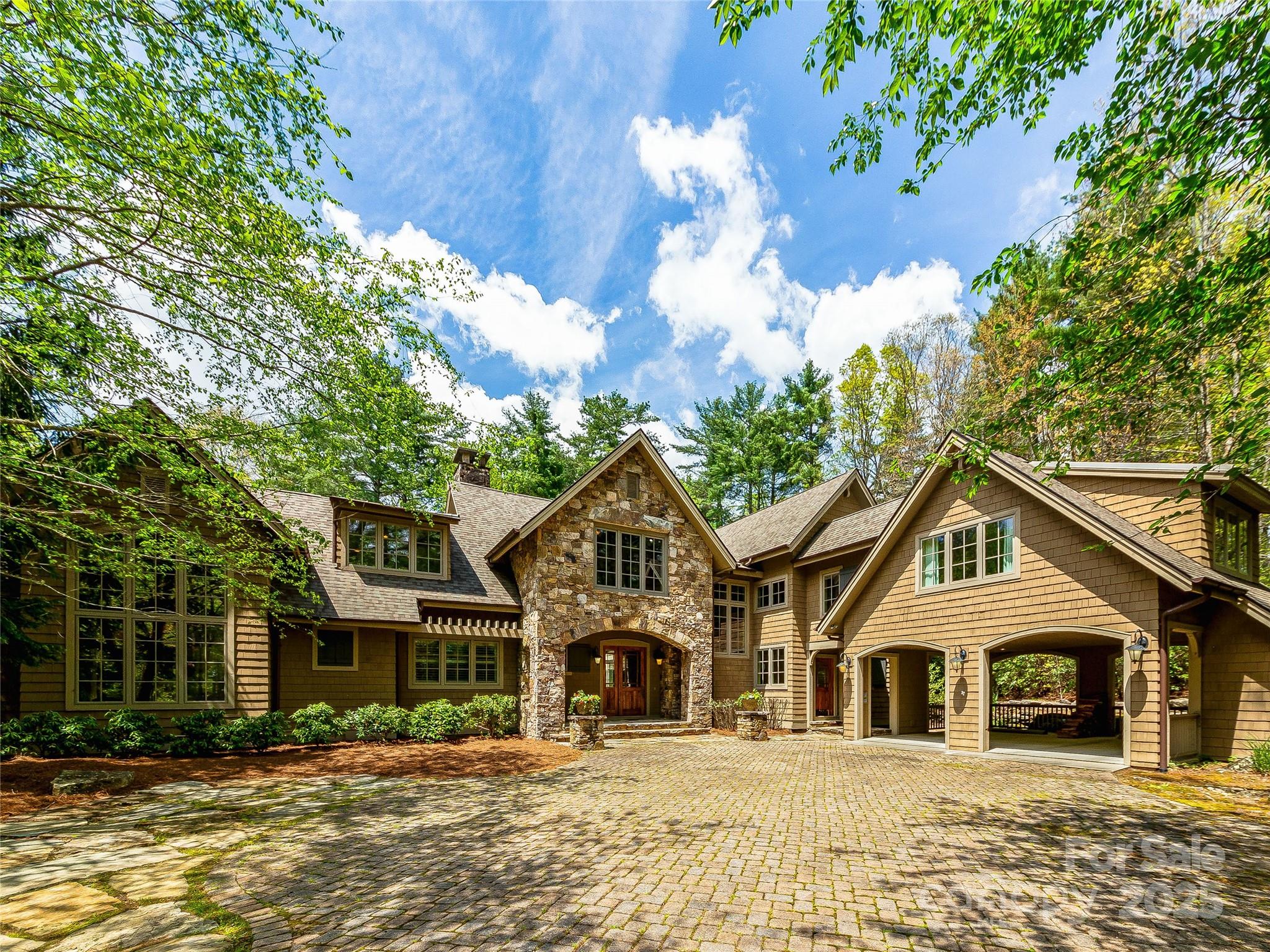 Lake Toxaway Estates - Residential
