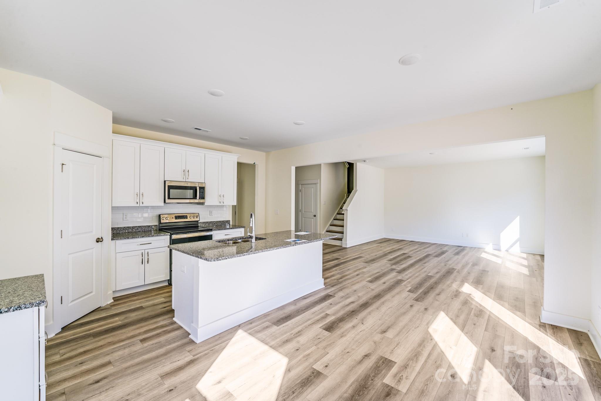 Sanders Ridge - Residential