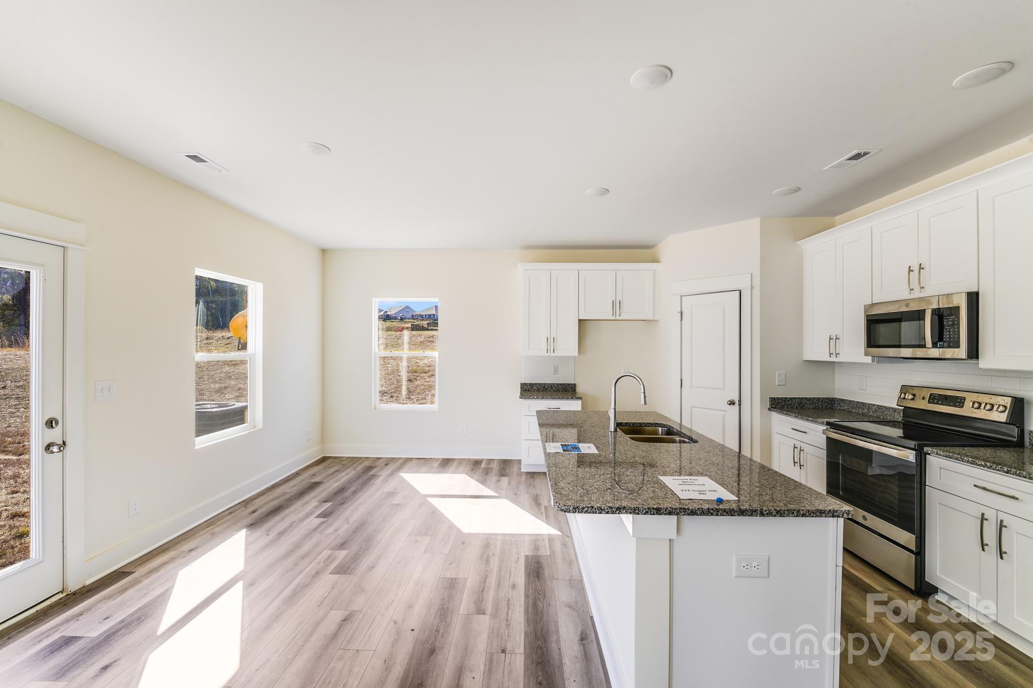 Sanders Ridge - Residential