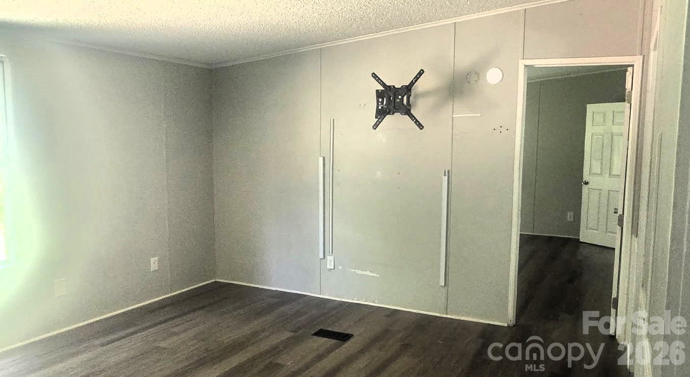 Eagle Chase - Residential