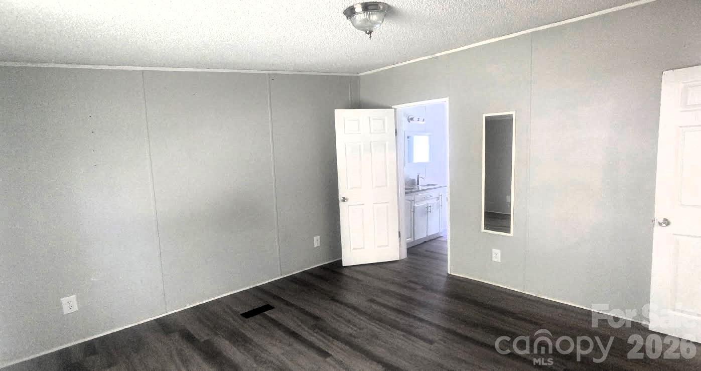 Eagle Chase - Residential