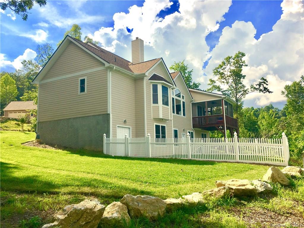 Cobblestone Village - Residential