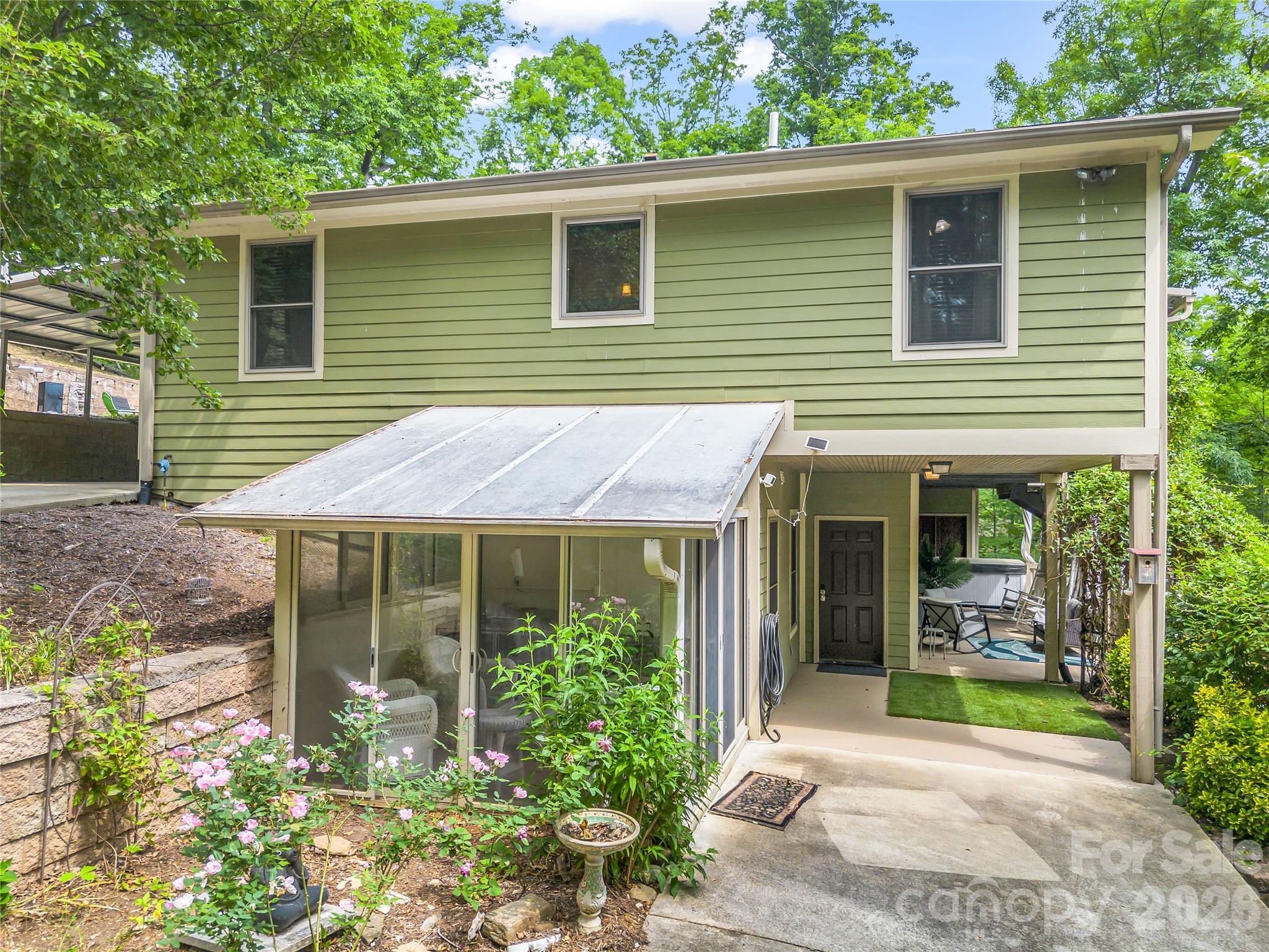 Rumbling Bald on Lake Lure - Residential