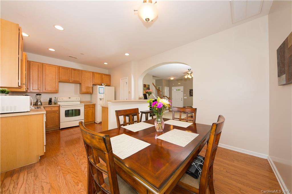 Ridge Pointe - Residential