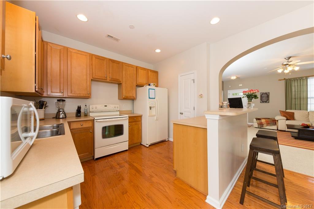 Ridge Pointe - Residential