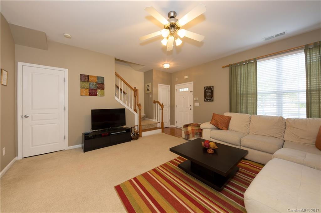 Ridge Pointe - Residential