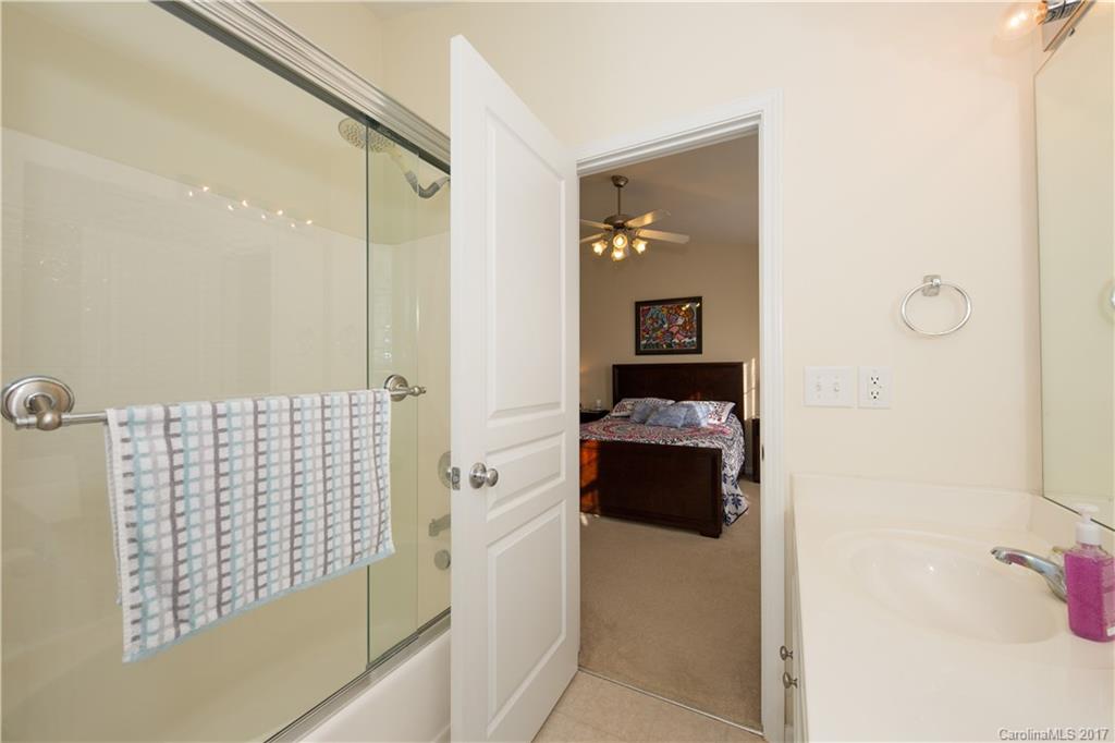 Ridge Pointe - Residential