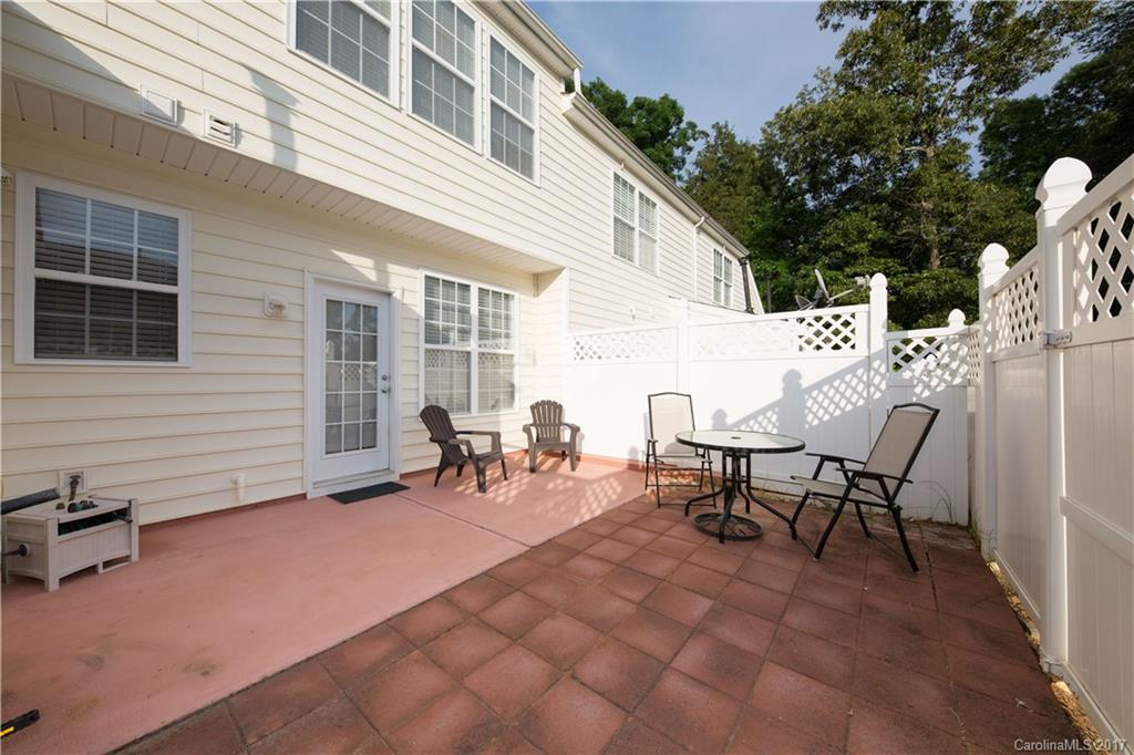 Ridge Pointe - Residential