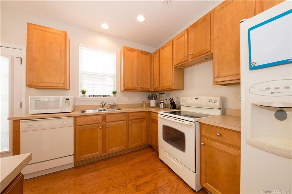 Ridge Pointe - Residential
