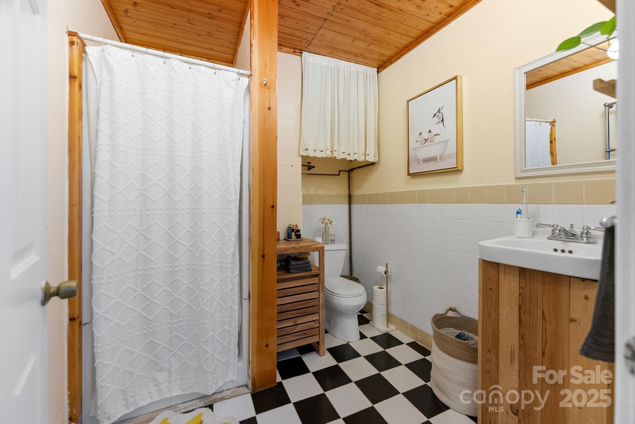 Montford - Residential