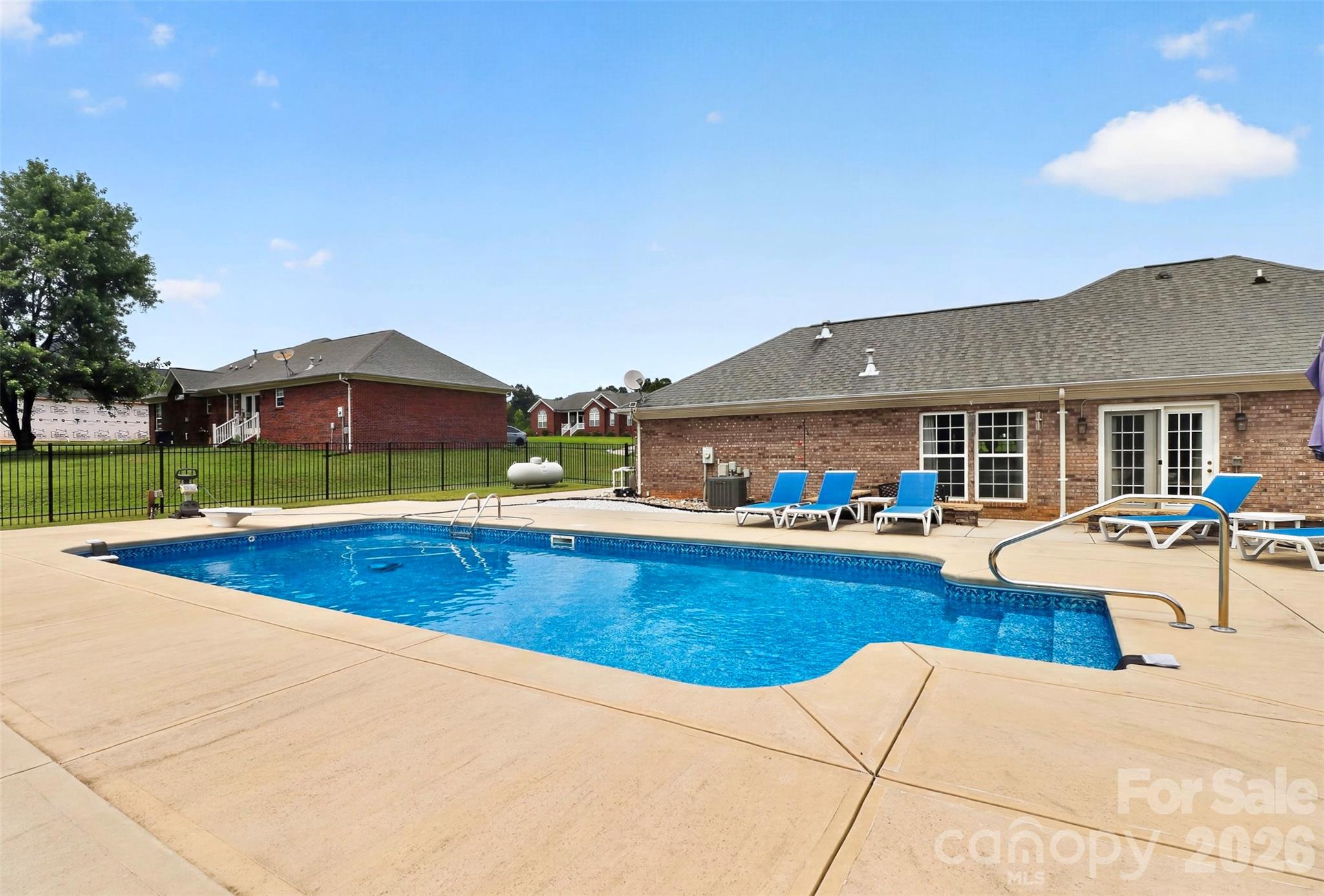Long Branch - Residential
