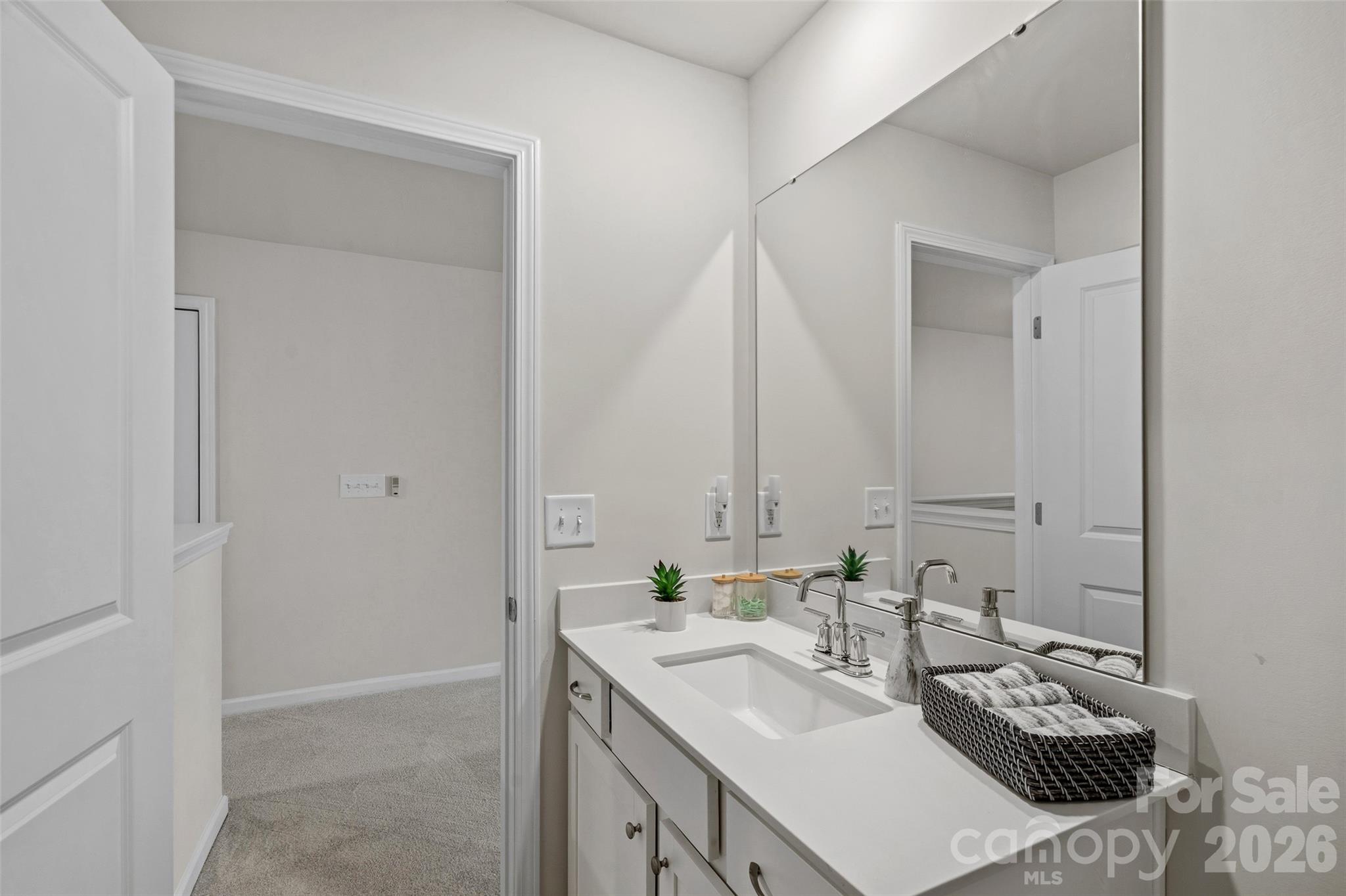 Elizabeth - Residential