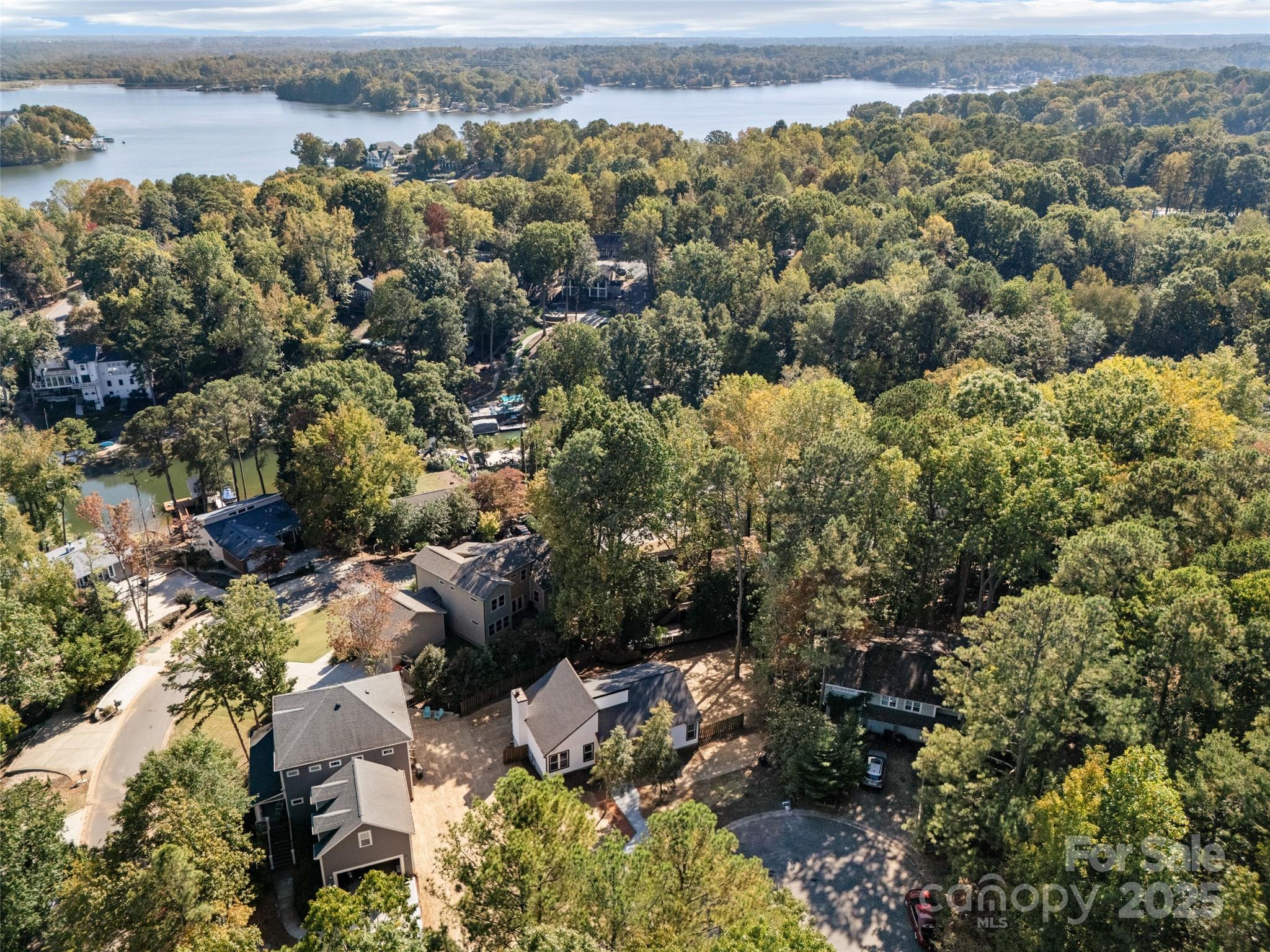 Tega Cay - Residential