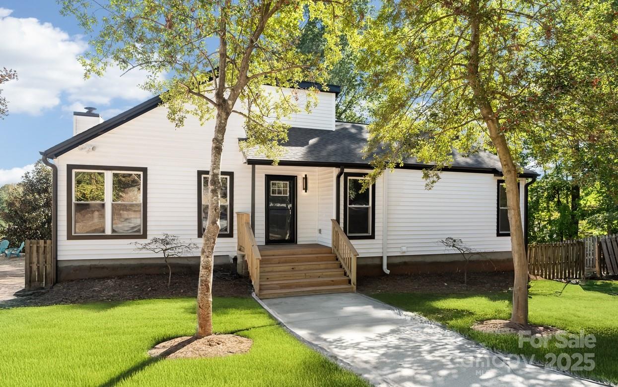Tega Cay - Residential