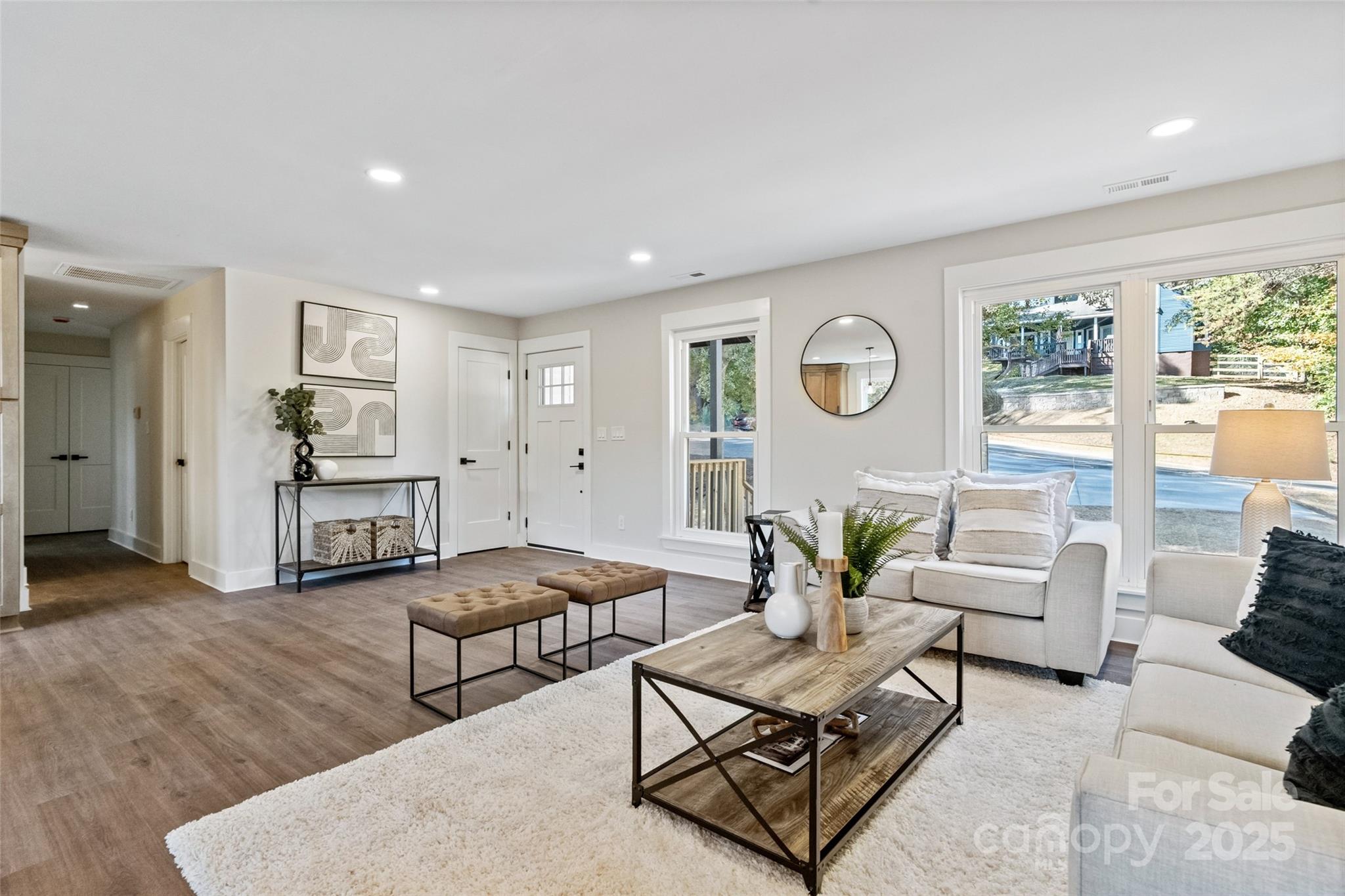 Tega Cay - Residential