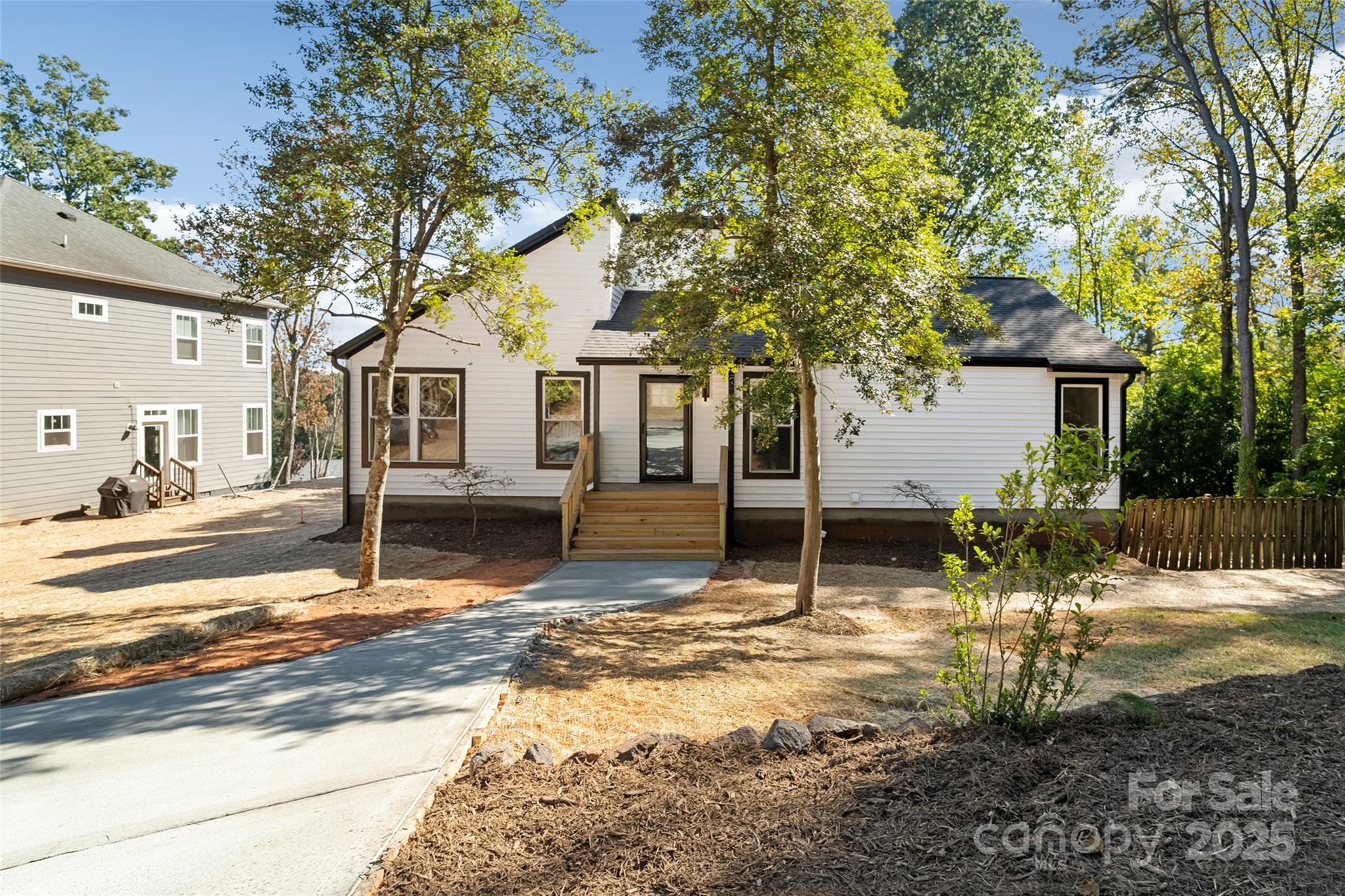 Tega Cay - Residential