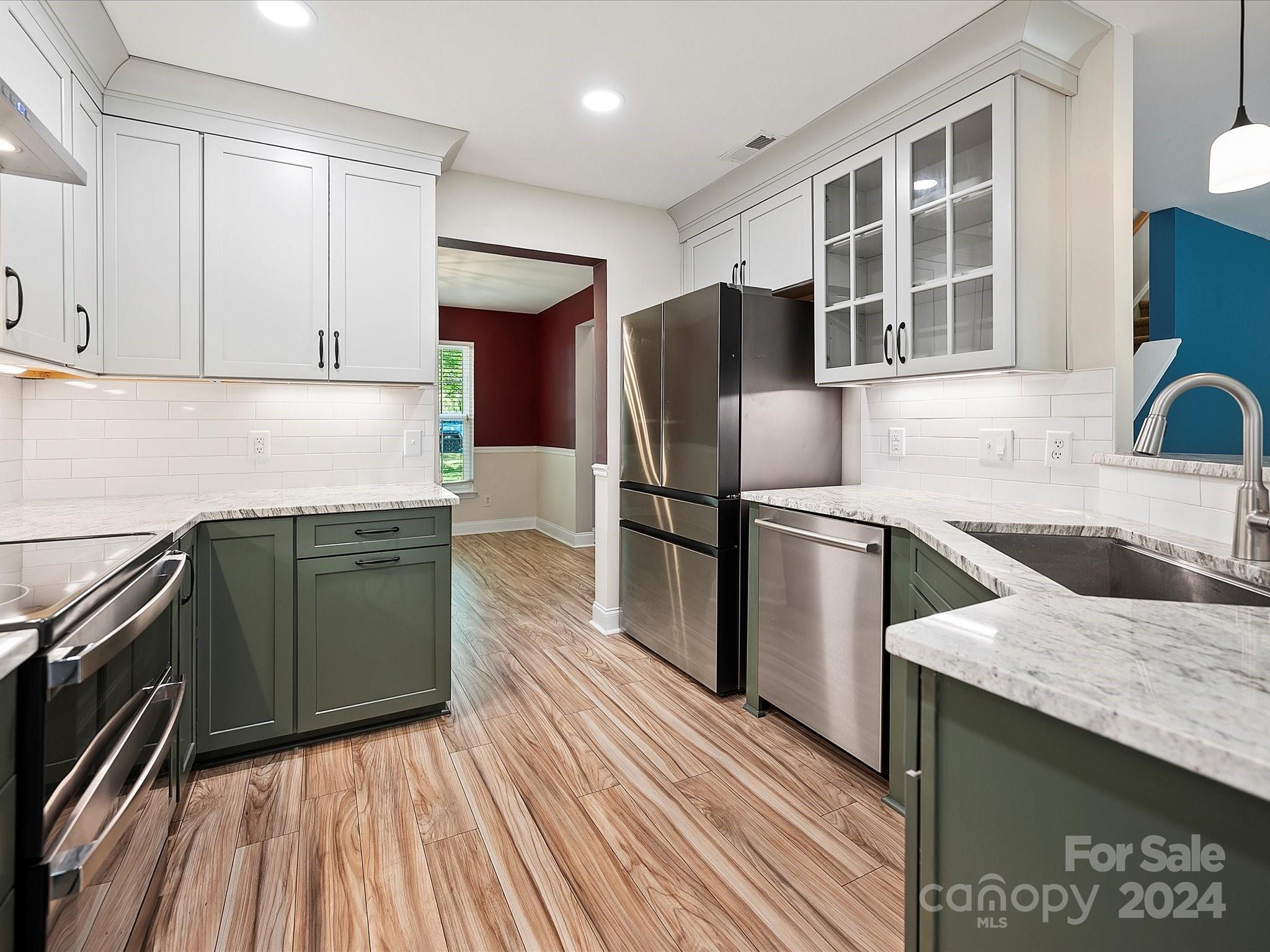 Amber Woods - Residential