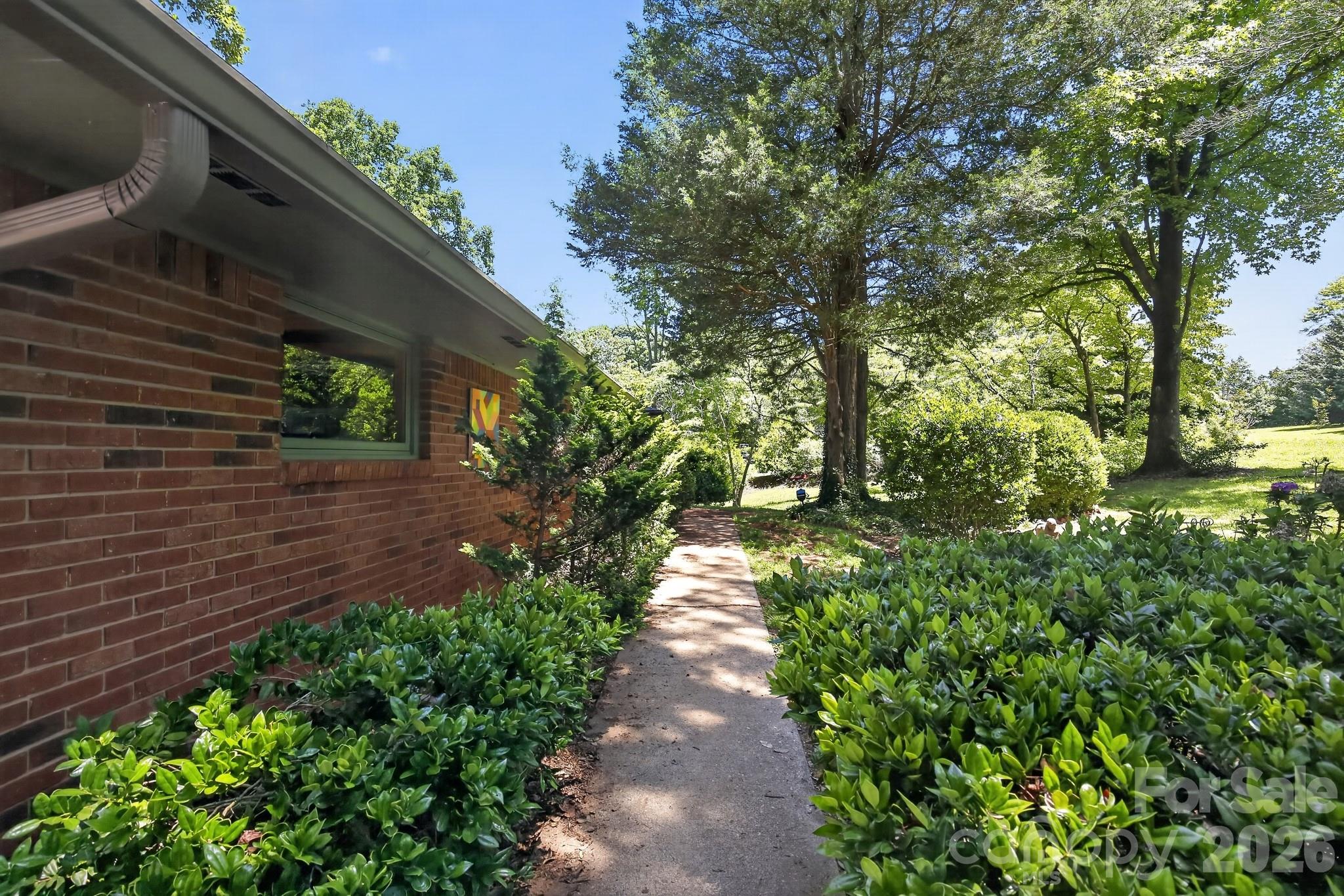 Holly Hills - Residential