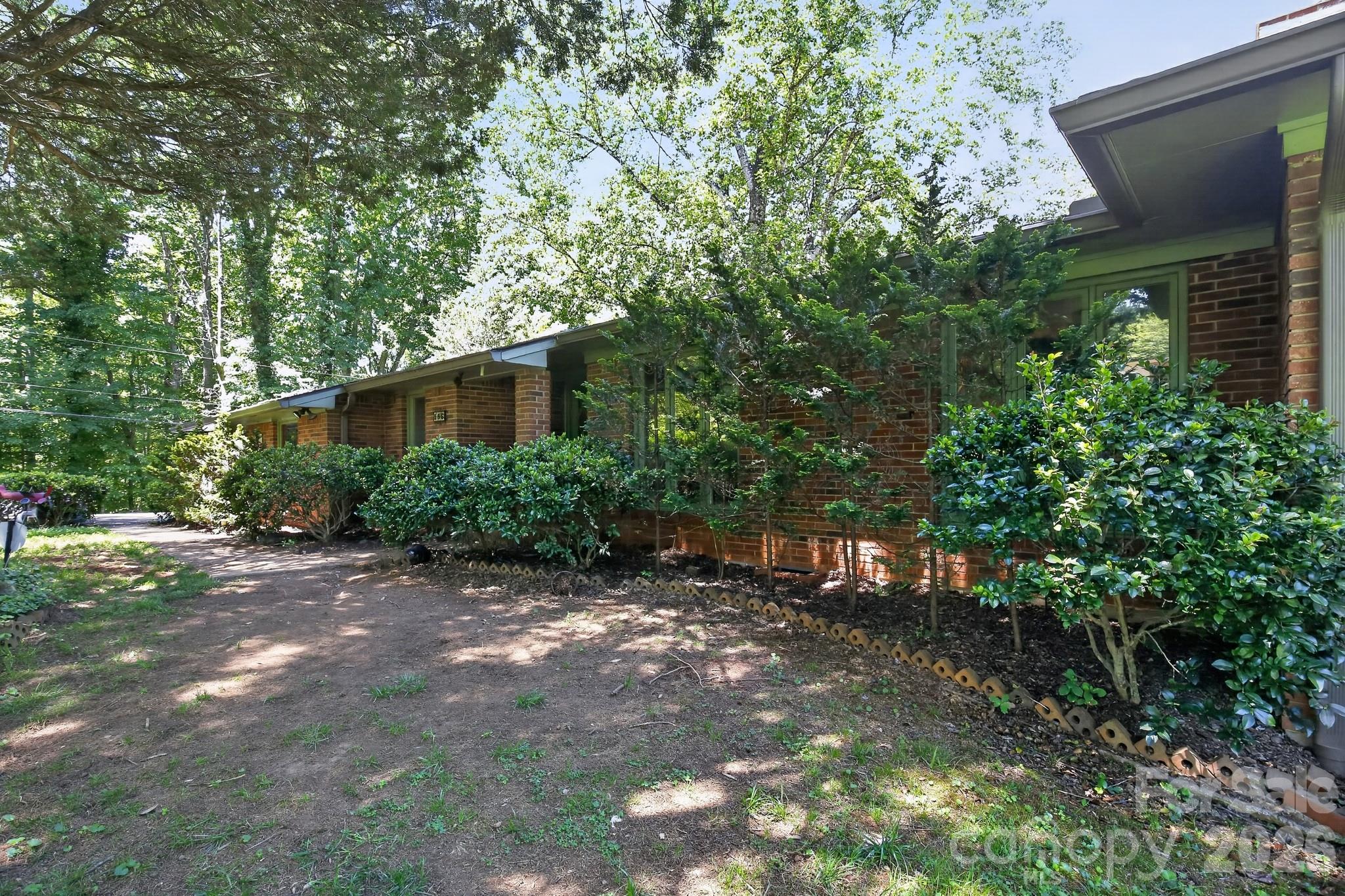 Holly Hills - Residential