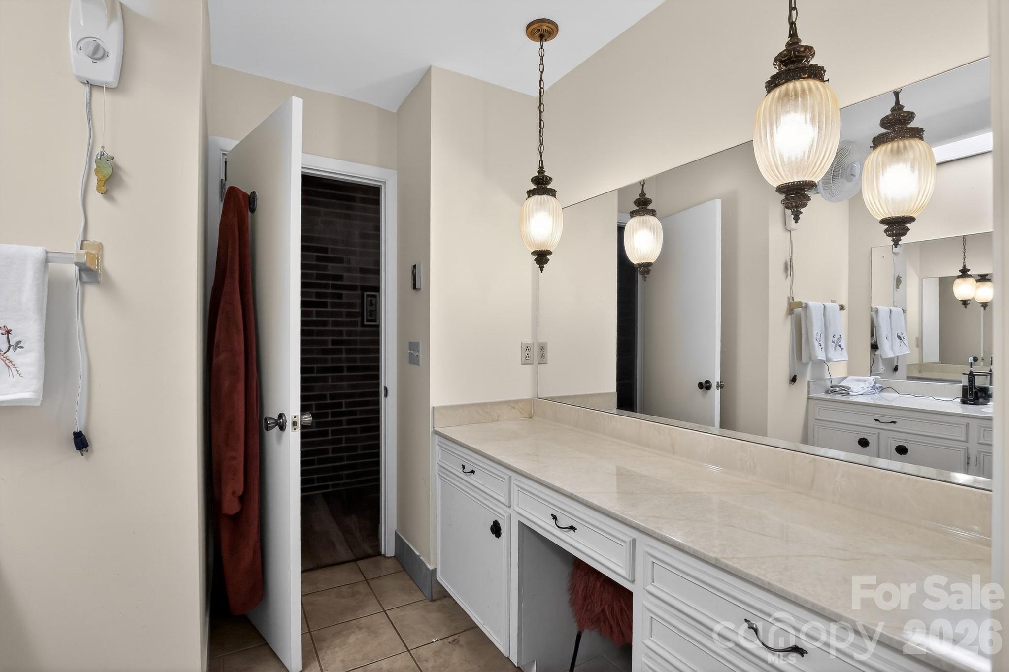 Holly Hills - Residential