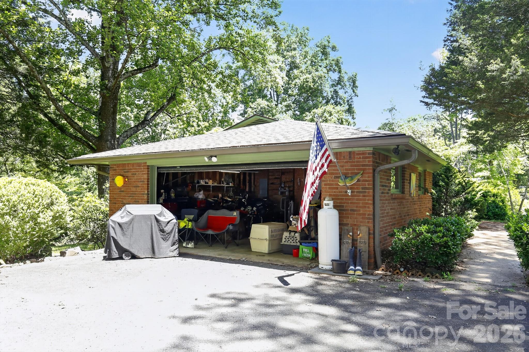 Holly Hills - Residential