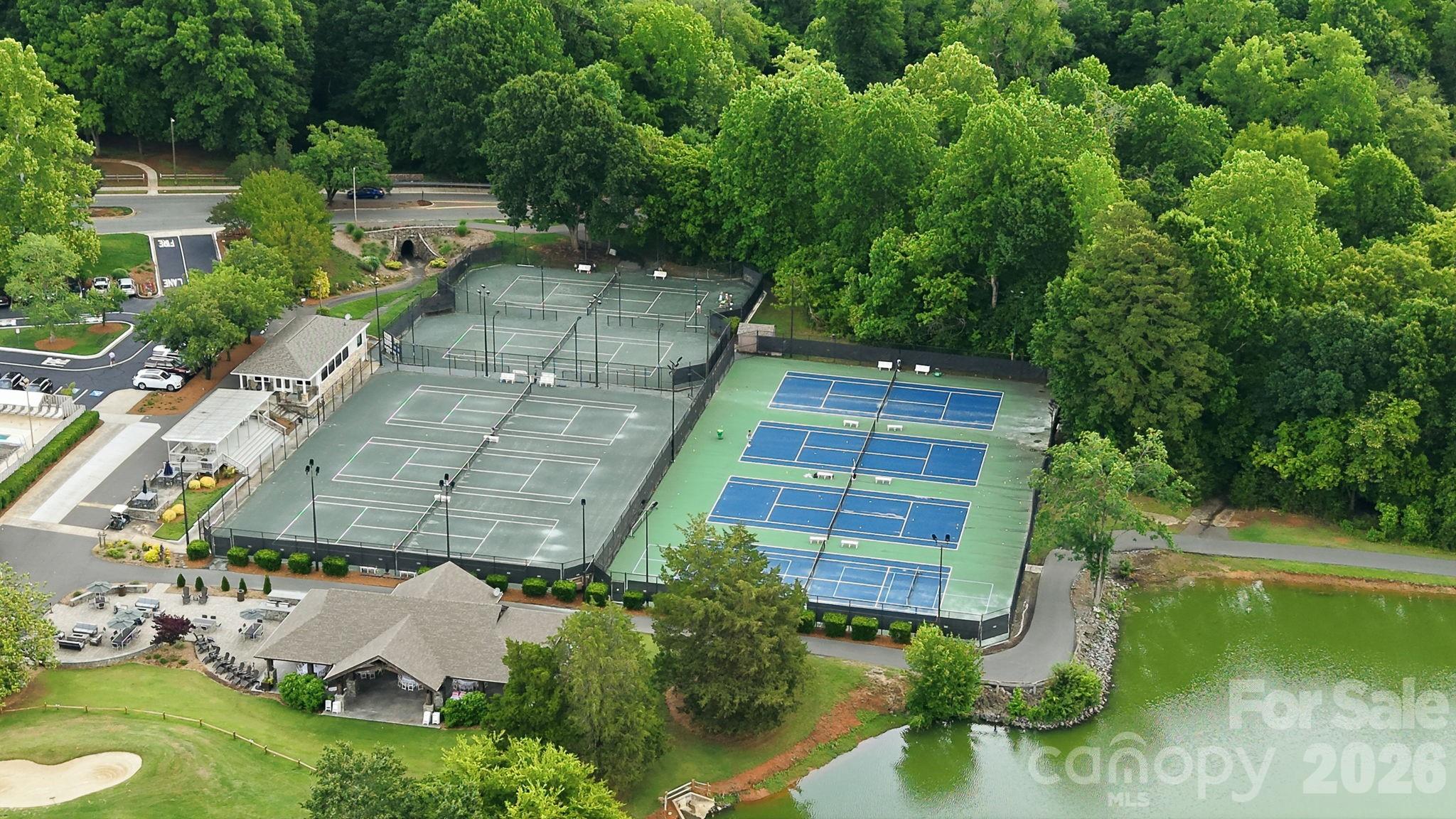 Golfview at Raintree - Residential
