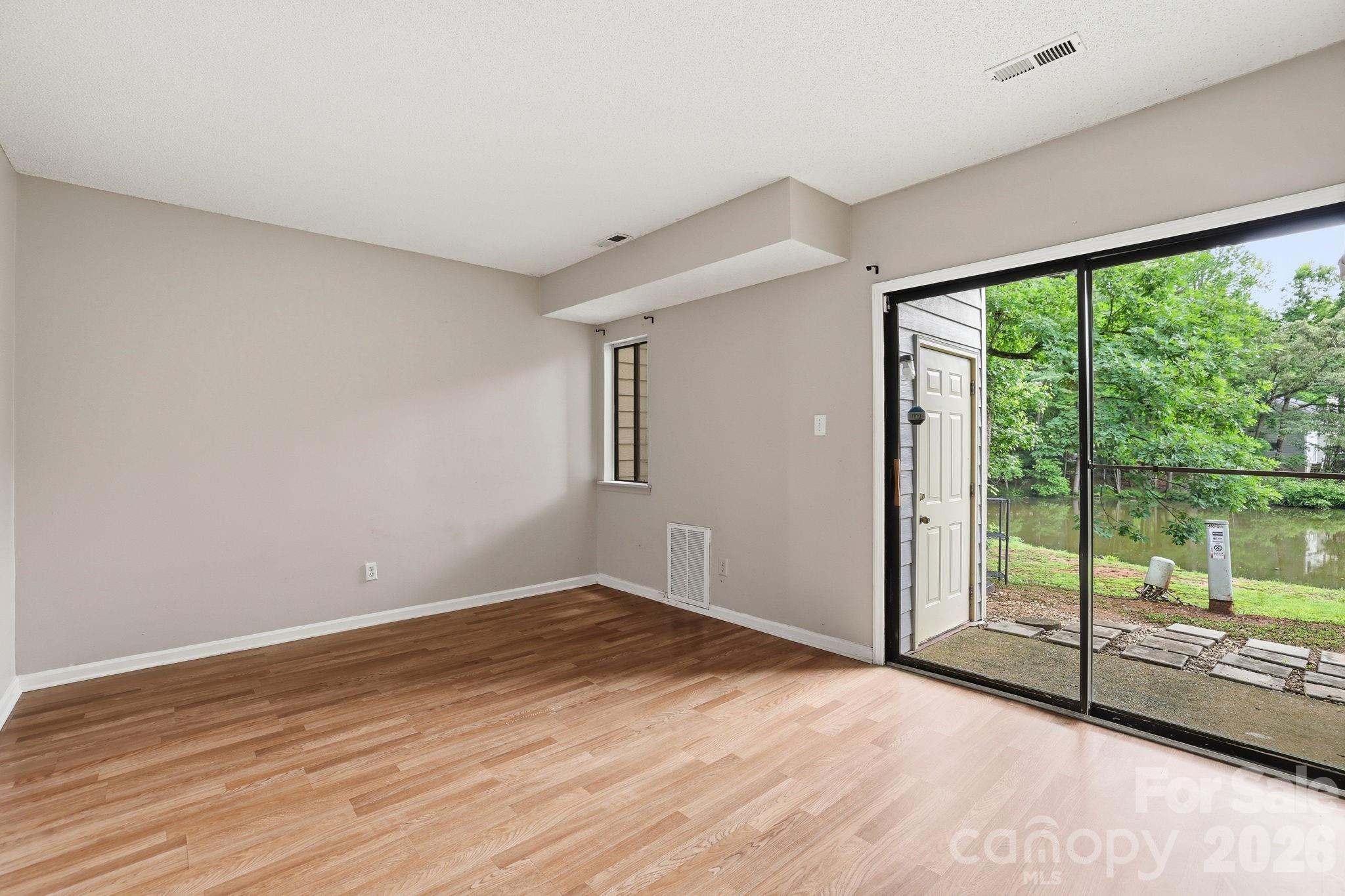 Golfview at Raintree - Residential