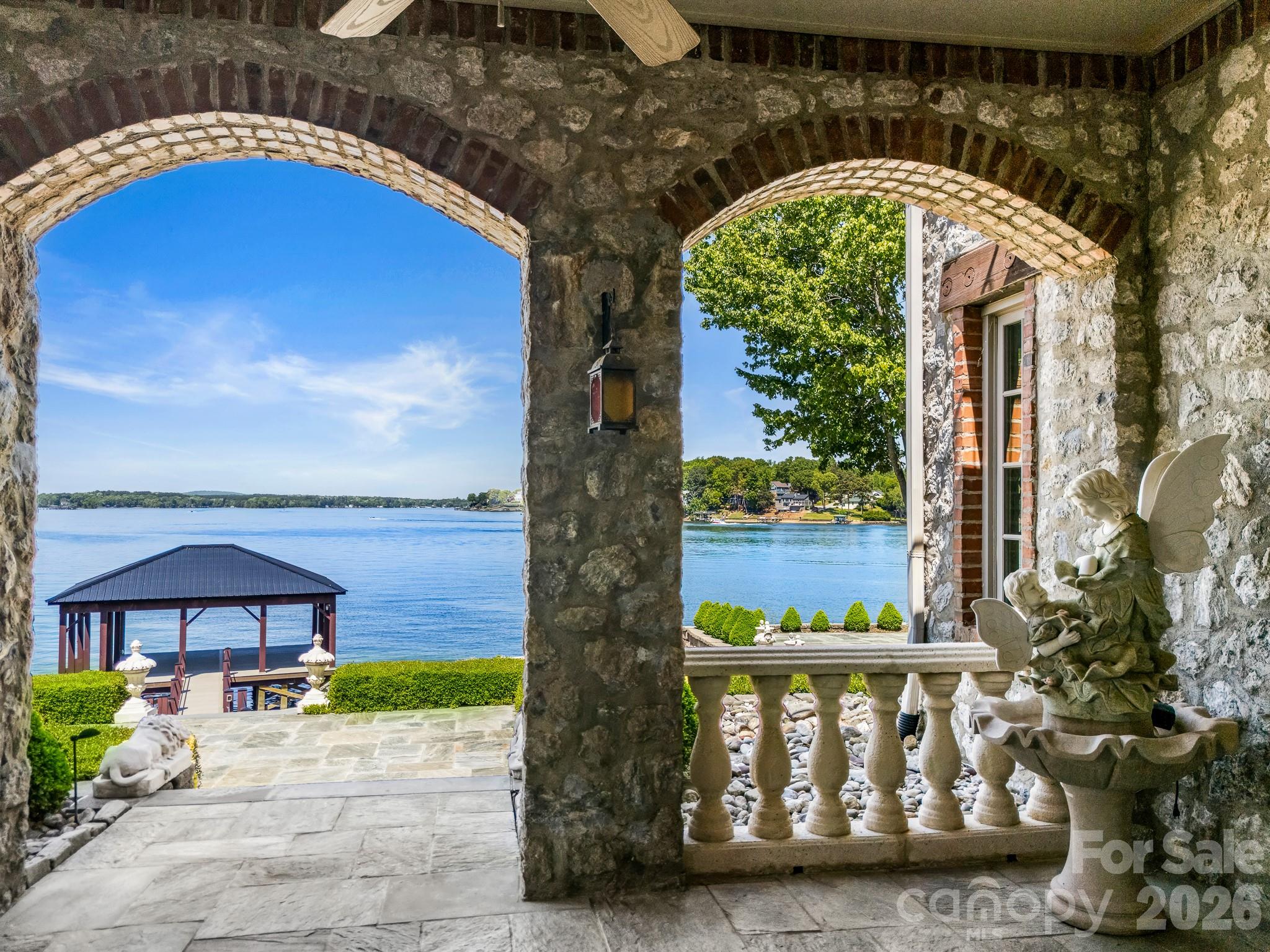 Joslin Pointe - Residential