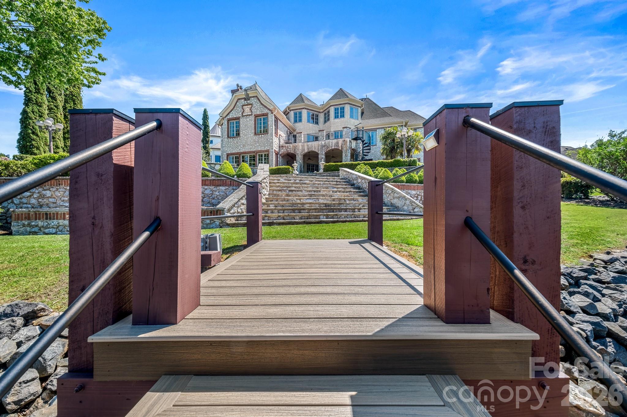 Joslin Pointe - Residential