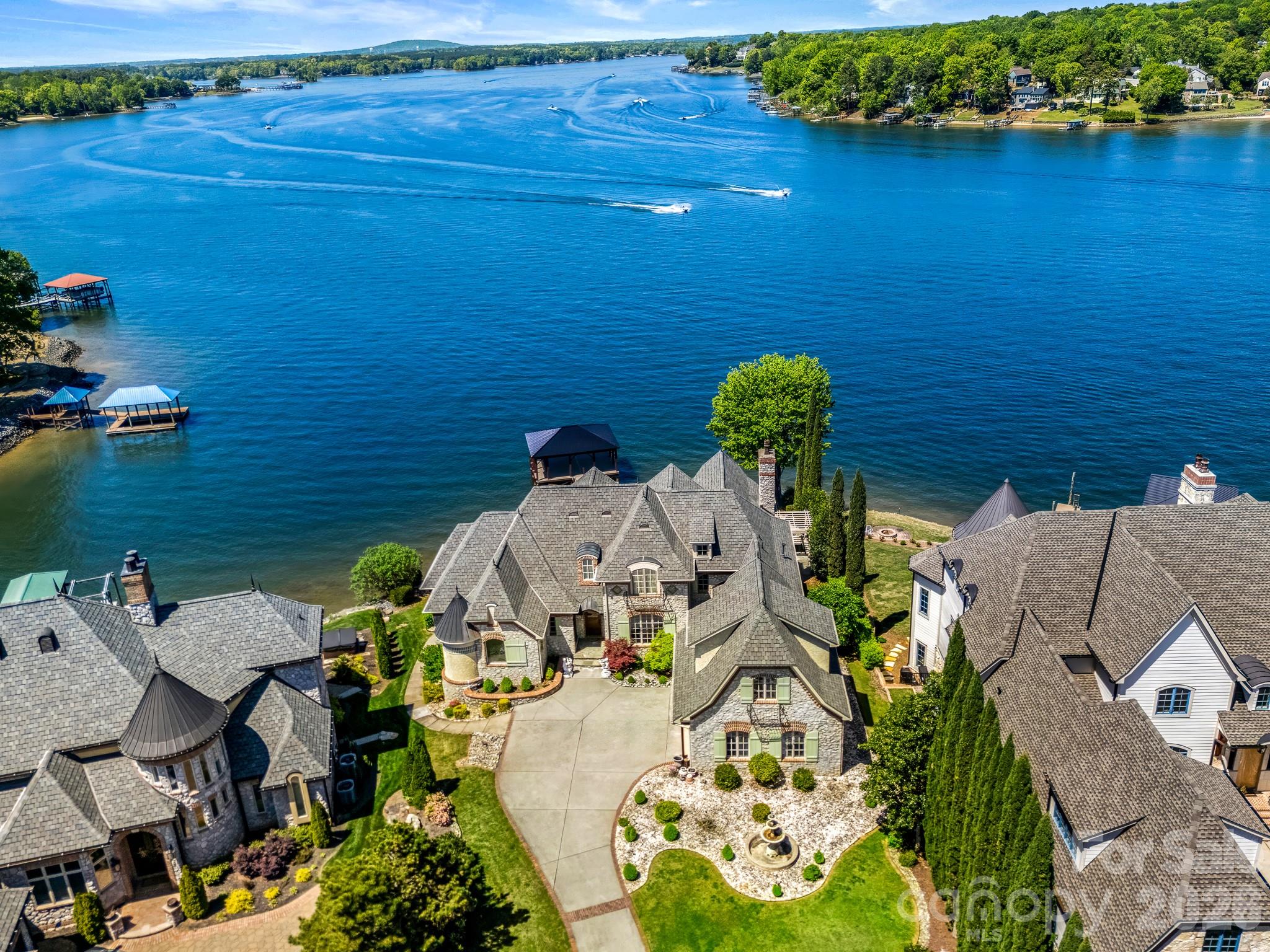 Joslin Pointe - Residential