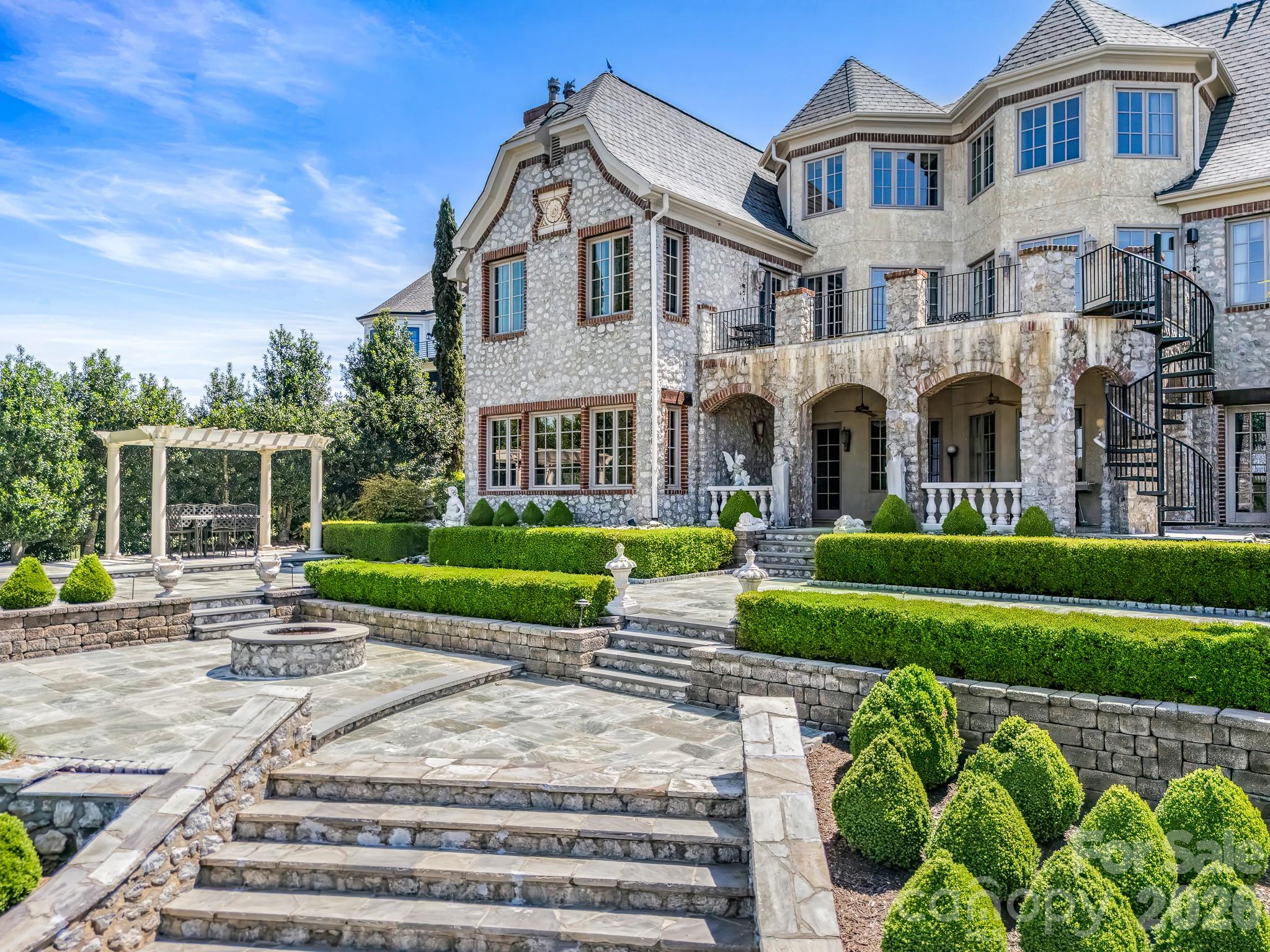 Joslin Pointe - Residential