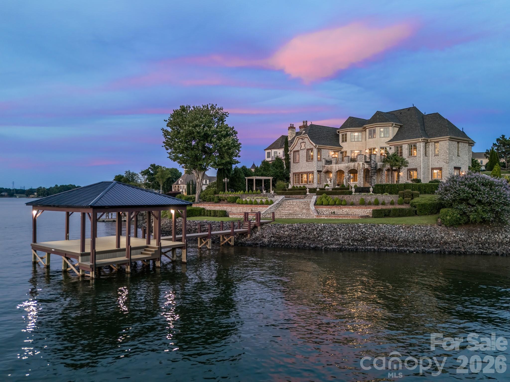 Joslin Pointe - Residential