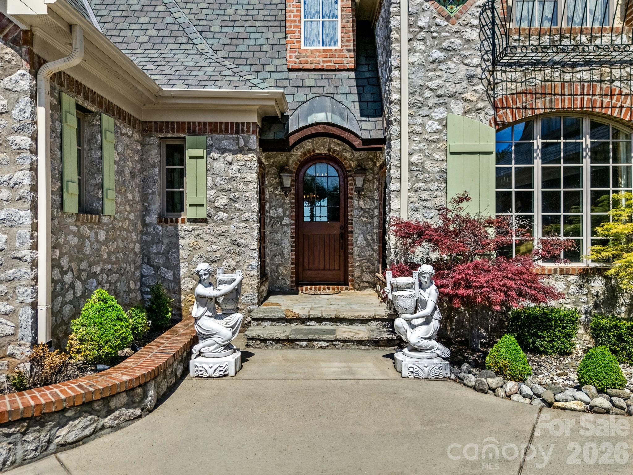 Joslin Pointe - Residential